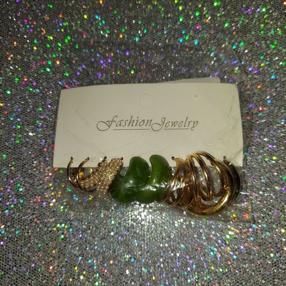 Bohemian Hoops Set -5 Pairs of Fashion Earrings - Picture 7 of 8